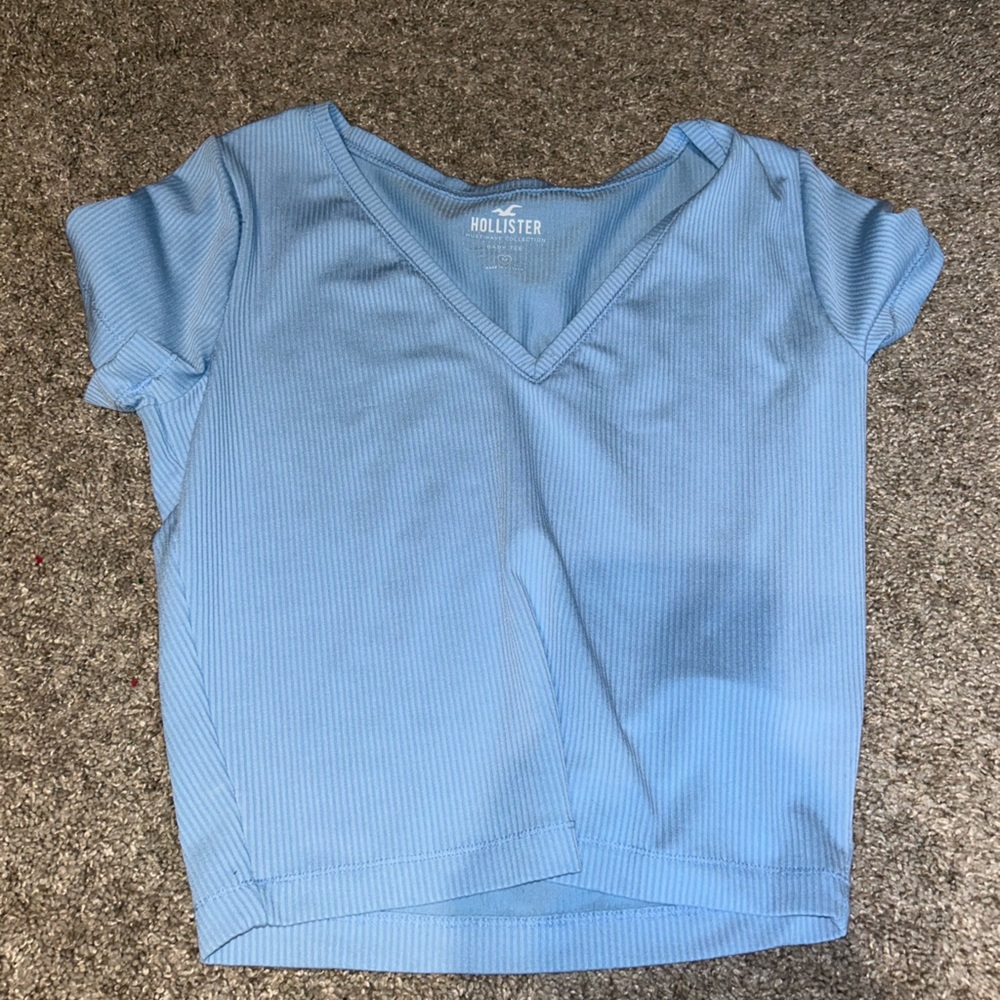 Hollister Baby Tee